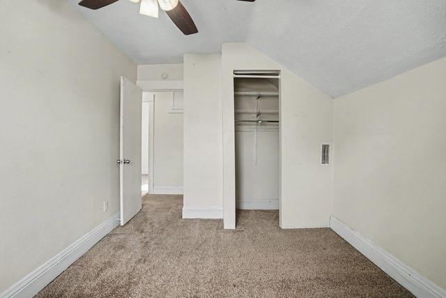 236 15TH Avenue, East Moline, IL 61244