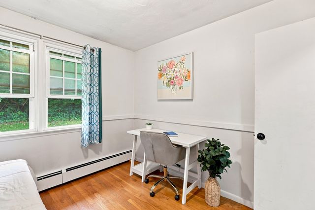 65 Harold Street, Worcester, MA 01604