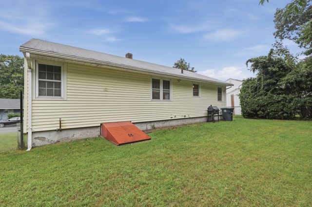 65 Harold Street, Worcester, MA 01604