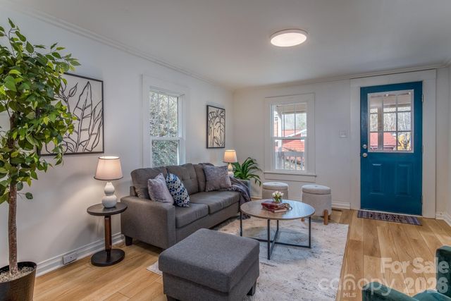 165 Kings Mill Road, Brevard, NC 28712