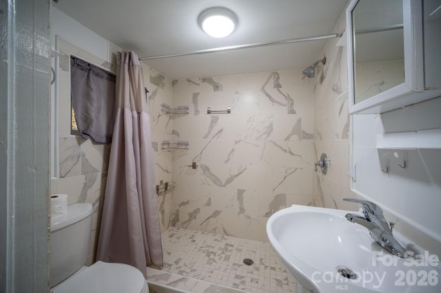 165 Kings Mill Road, Brevard, NC 28712