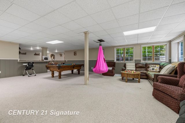 8201 Moll Lane, Tittabawassee Twp, MI 48623