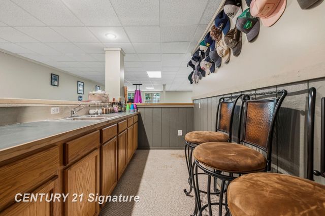 8201 Moll Lane, Tittabawassee Twp, MI 48623
