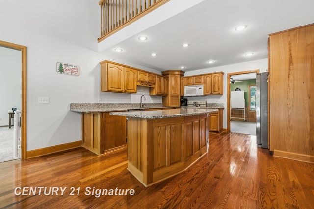 8201 Moll Lane, Tittabawassee Twp, MI 48623