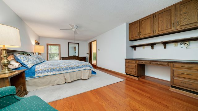 321 E Chamberlin Street, Dixon, IL 61021