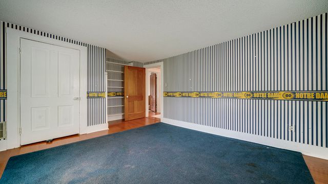 321 E Chamberlin Street, Dixon, IL 61021