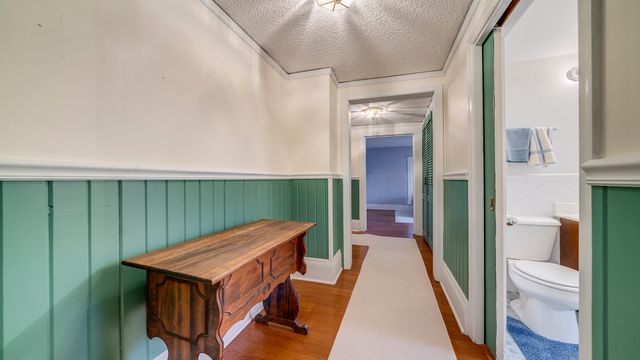 321 E Chamberlin Street, Dixon, IL 61021