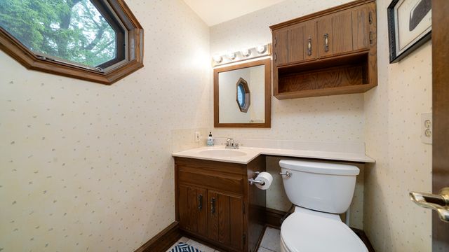 321 E Chamberlin Street, Dixon, IL 61021