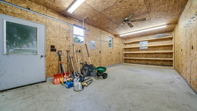 321 E Chamberlin Street, Dixon, IL 61021