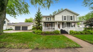 321 E Chamberlin Street, Dixon, IL 61021