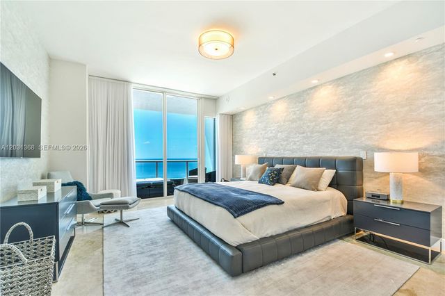 100 S Pointe Dr 2806, Miami Beach, FL 33139