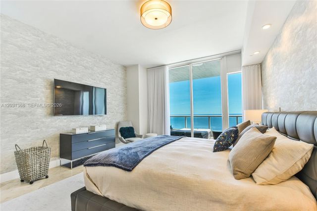 100 S Pointe Dr 2806, Miami Beach, FL 33139