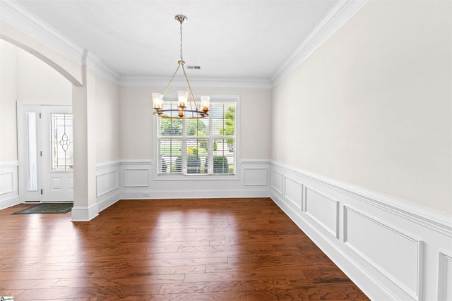5 Lakeway Place, Simpsonville, SC 29681