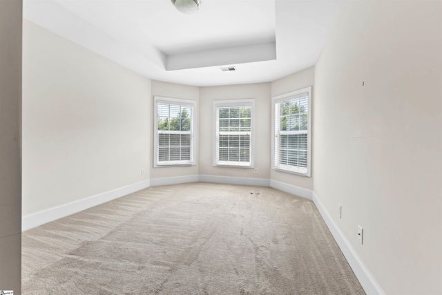 5 Lakeway Place, Simpsonville, SC 29681