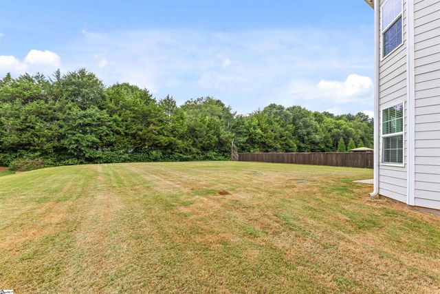 5 Lakeway Place, Simpsonville, SC 29681