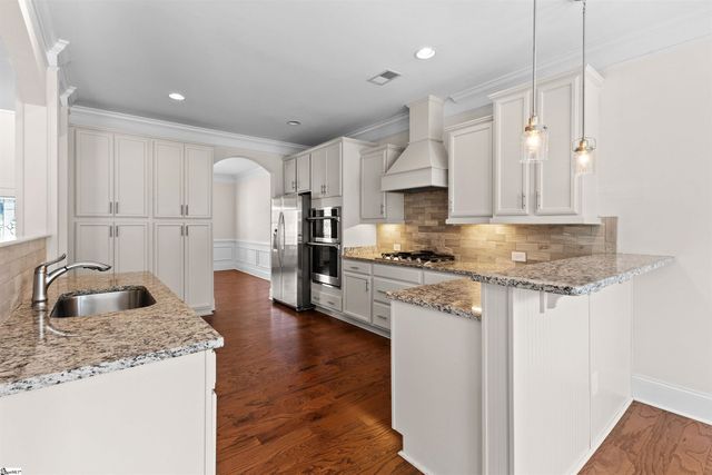 5 Lakeway Place, Simpsonville, SC 29681