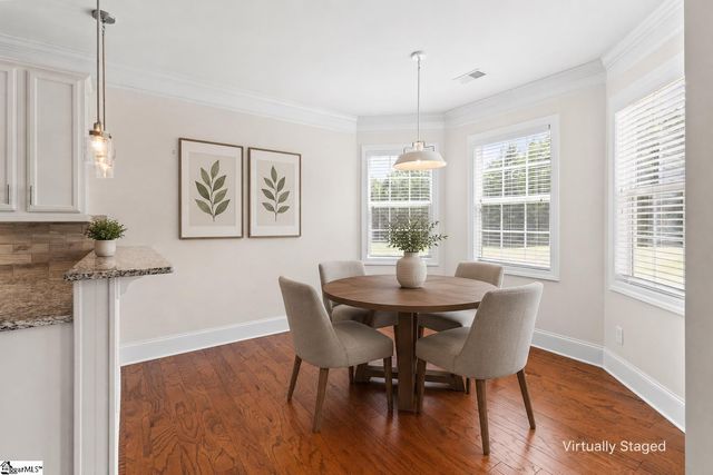5 Lakeway Place, Simpsonville, SC 29681