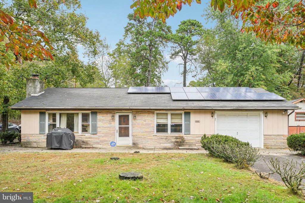 4101 N LAKESHORE DR, Browns Mills, NJ 08015