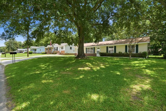 227 Farm Road, Goose Creek, SC 29445