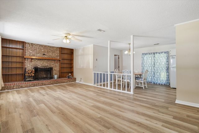 227 Farm Road, Goose Creek, SC 29445