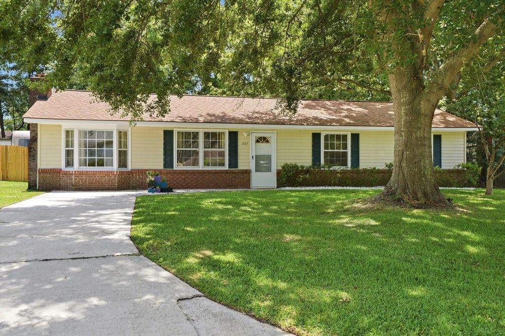 227 Farm Road, Goose Creek, SC 29445