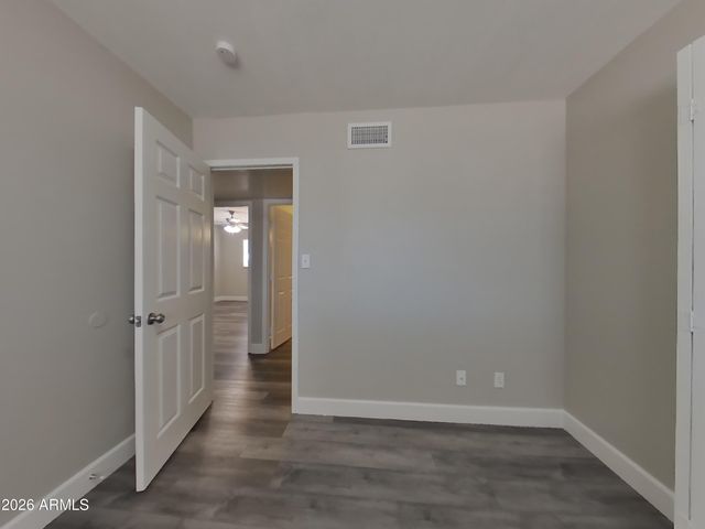 14028 N 33RD Drive, Phoenix, AZ 85053