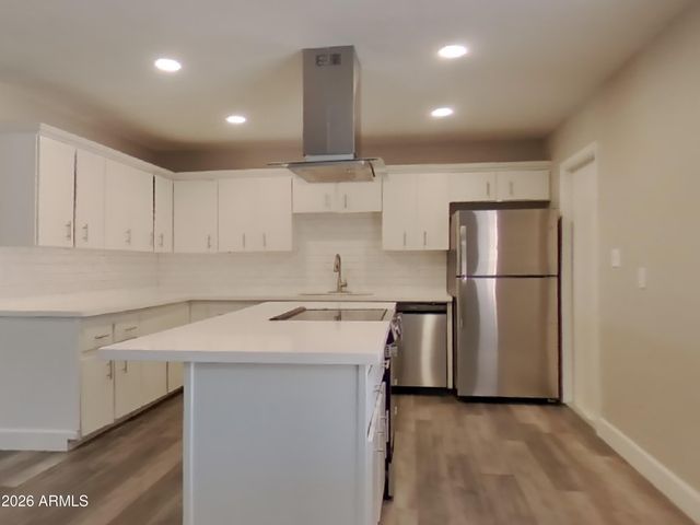 14028 N 33RD Drive, Phoenix, AZ 85053