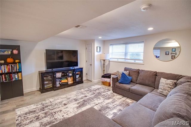 7733 Meadowlark Drive, Godfrey, IL 62035