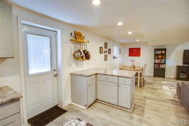 7733 Meadowlark Drive, Godfrey, IL 62035