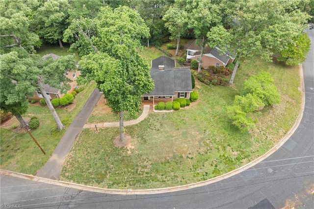 2971 Ormond Drive, Winston-salem, NC 27106