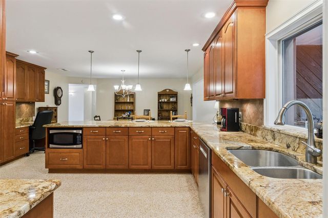 101 RONELE DRIVE, Brandon, FL 33511