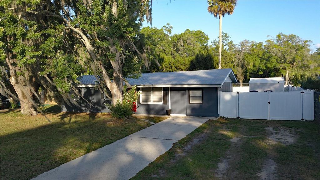 97 RISHER AVENUE, Inglis, FL 34449