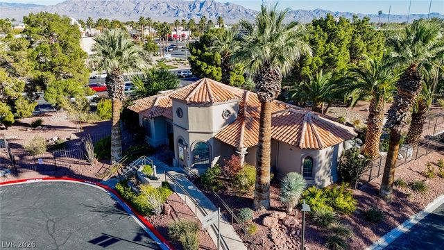 5450 Cardinal Ridge Court 204, Las Vegas, NV 89149