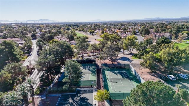 5450 Cardinal Ridge Court 204, Las Vegas, NV 89149