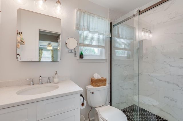 17 UTICA RD, Marlton, NJ 08053