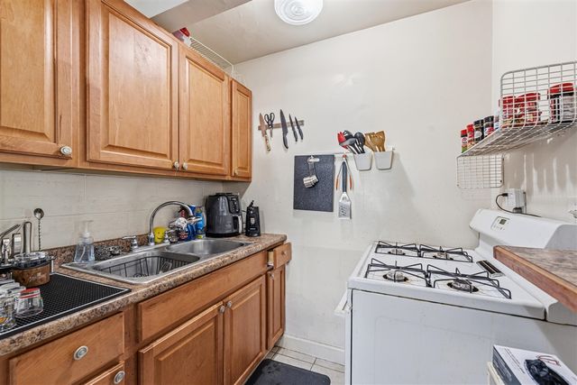 411 Stanwood Street, Kalamazoo, MI 49006