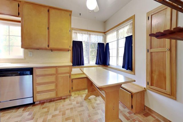 623 Chabot Ave, Modesto, CA 95354