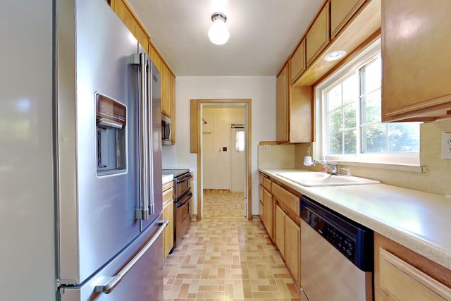 623 Chabot Ave, Modesto, CA 95354