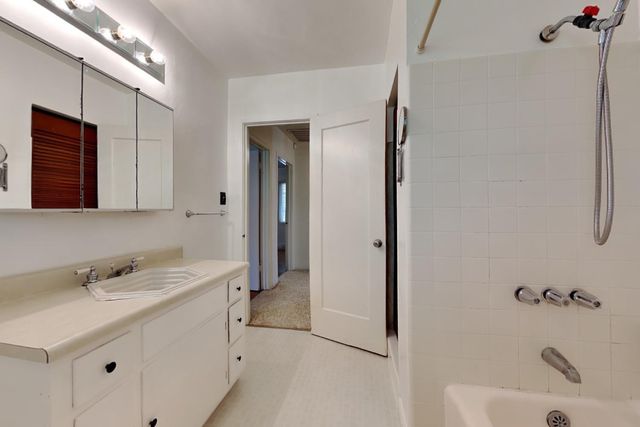 623 Chabot Ave, Modesto, CA 95354