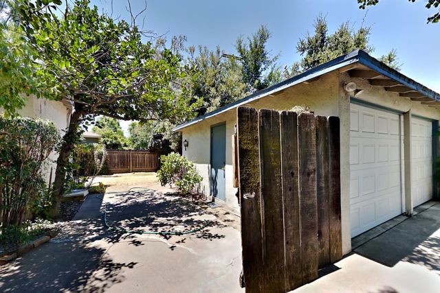 623 Chabot Ave, Modesto, CA 95354