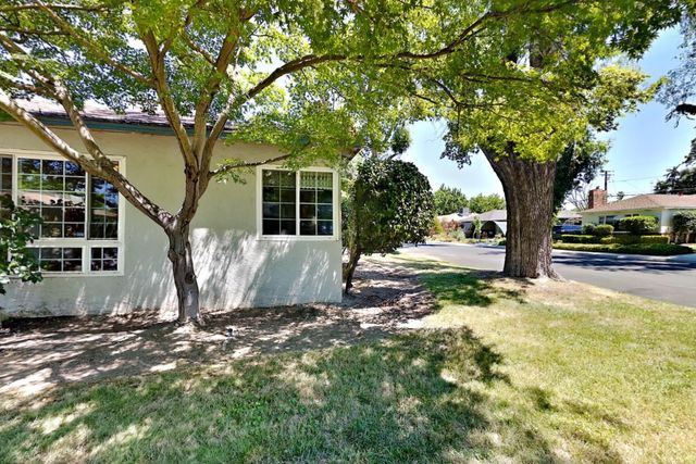 623 Chabot Ave, Modesto, CA 95354