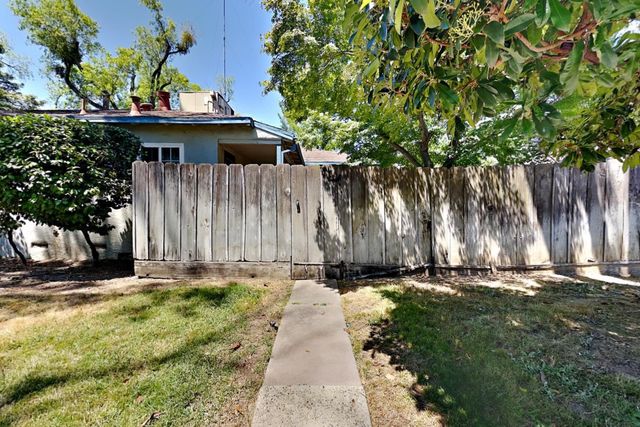 623 Chabot Ave, Modesto, CA 95354