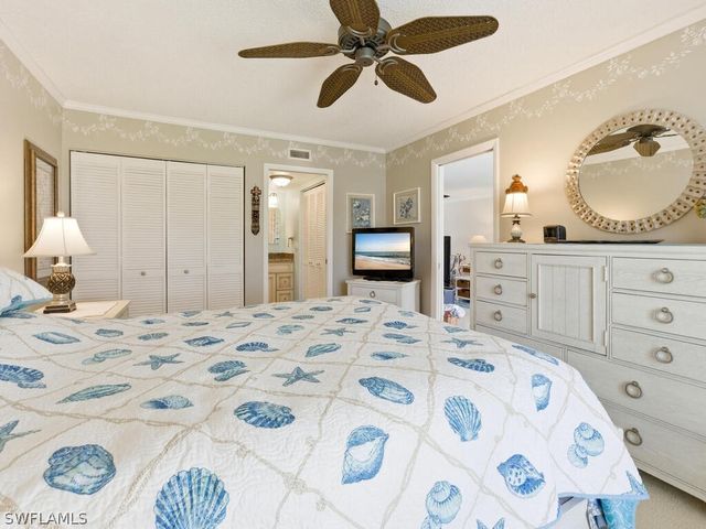 351 Charlemagne BLVD B208, Naples, FL 34112