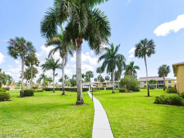 351 Charlemagne BLVD B208, Naples, FL 34112