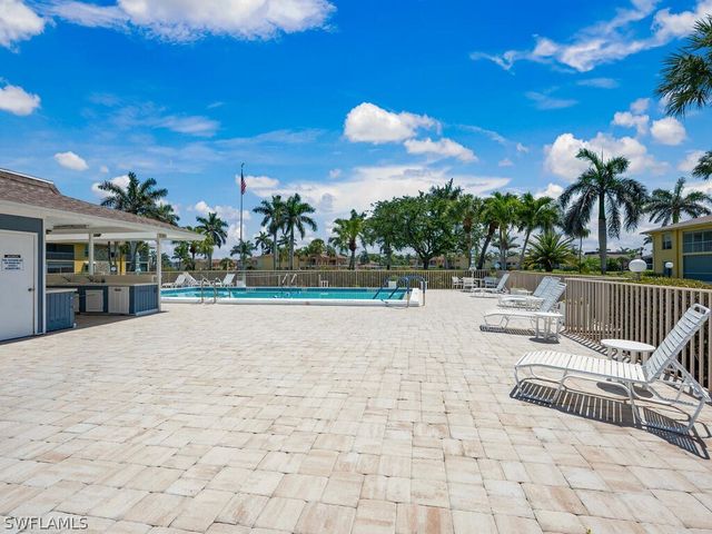 351 Charlemagne BLVD B208, Naples, FL 34112