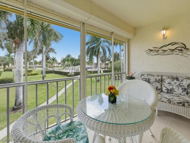 351 Charlemagne BLVD B208, Naples, FL 34112