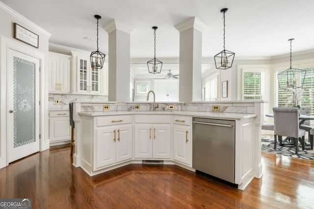 2621 Trailing Ivy Way, Buford, GA 30519