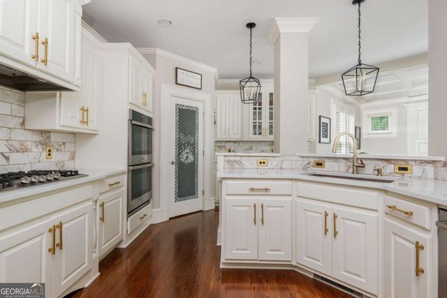 2621 Trailing Ivy Way, Buford, GA 30519