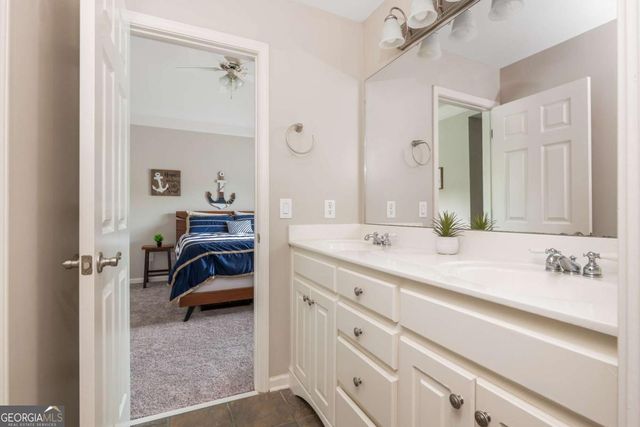 2621 Trailing Ivy Way, Buford, GA 30519