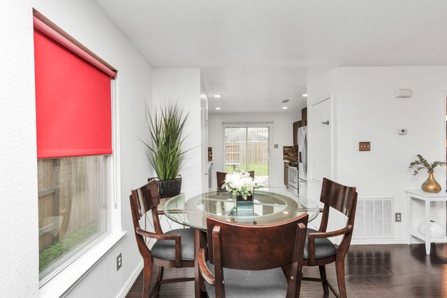 7327 Enchanted Creek Drive, Cypress, TX 77433